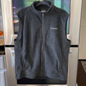 Men’s Columbia Fleece Vest